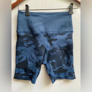 Avocado Blue Camo High-Rise Seamless Biker Shorts Sz S XS/S